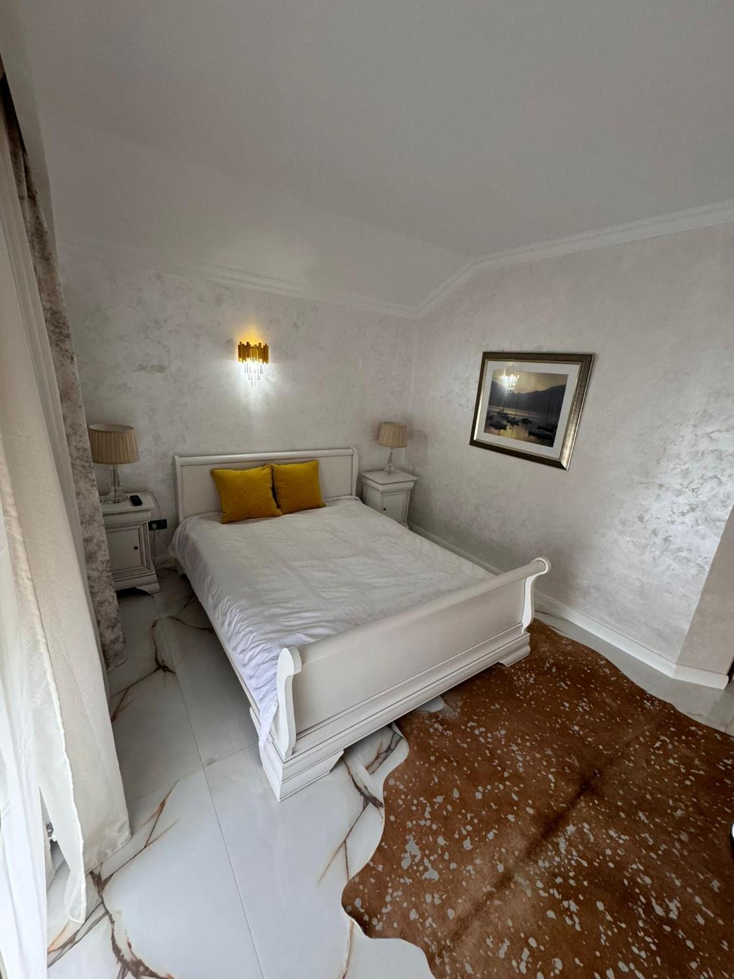 Sea Breeze Rooms Mamaia Nord ナボダリ エクステリア 写真