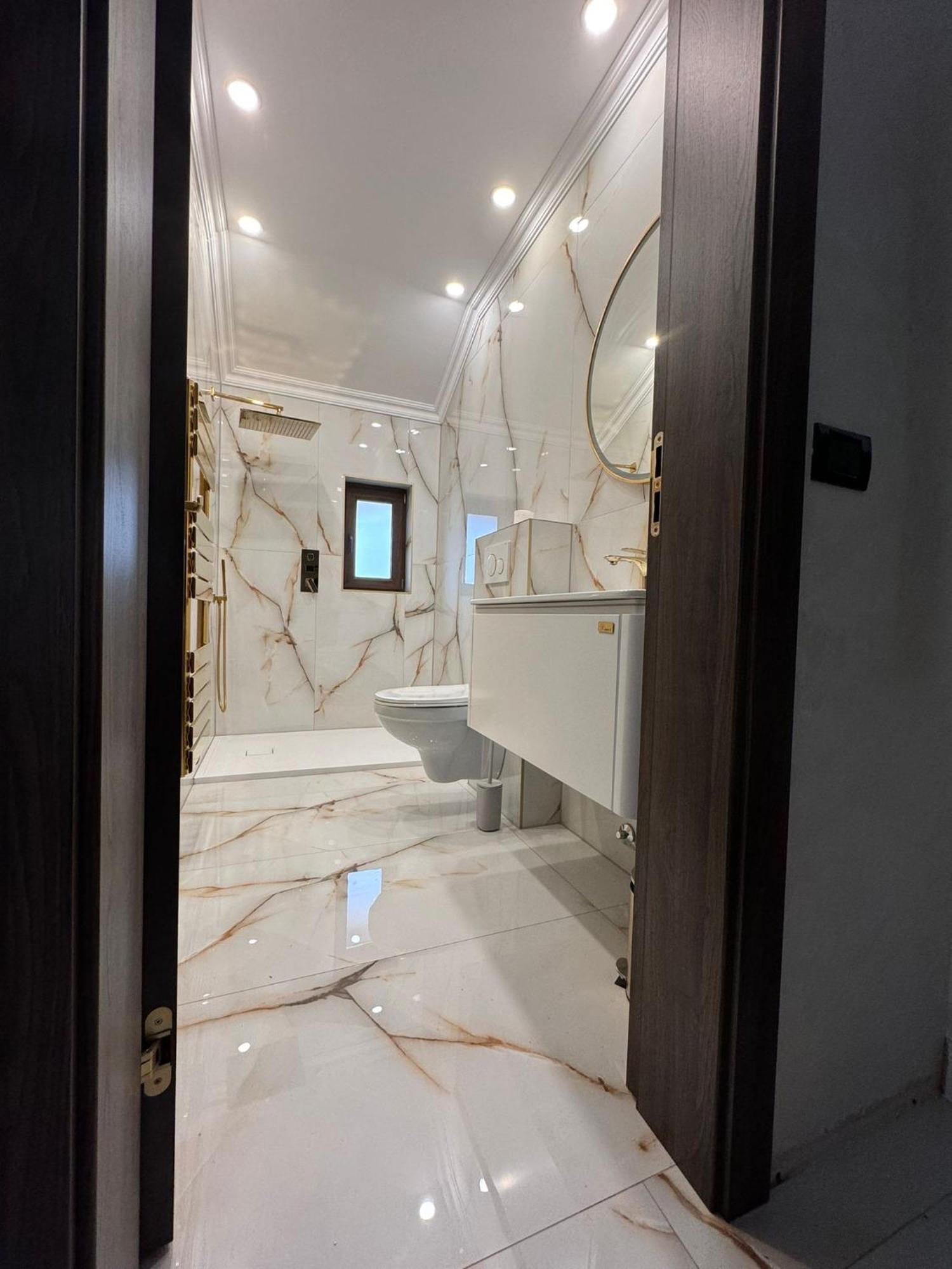 Sea Breeze Rooms Mamaia Nord ナボダリ エクステリア 写真