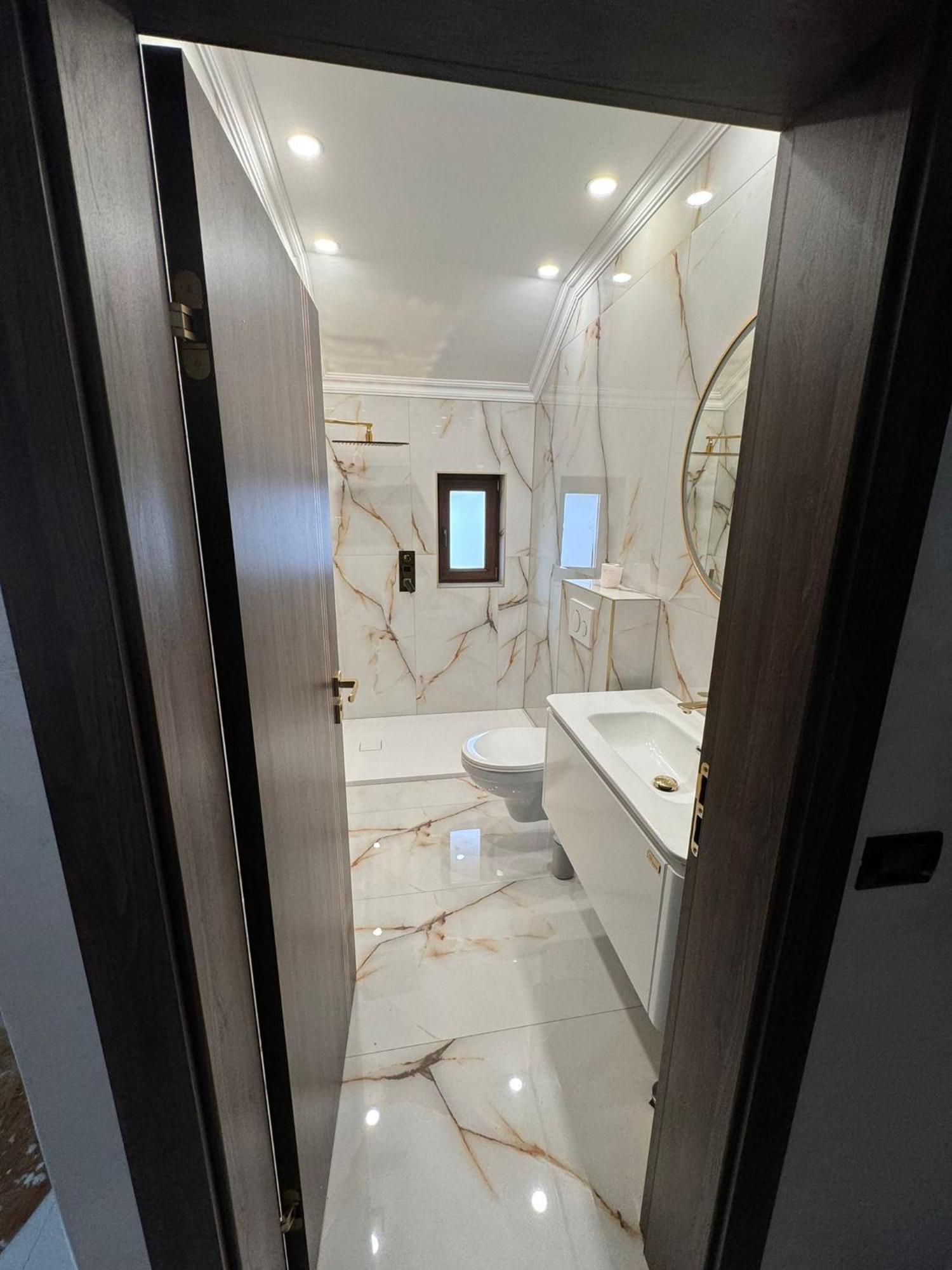 Sea Breeze Rooms Mamaia Nord ナボダリ エクステリア 写真