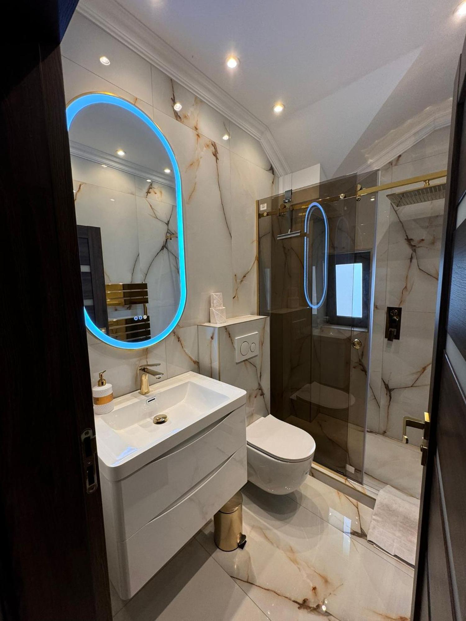 Sea Breeze Rooms Mamaia Nord ナボダリ エクステリア 写真